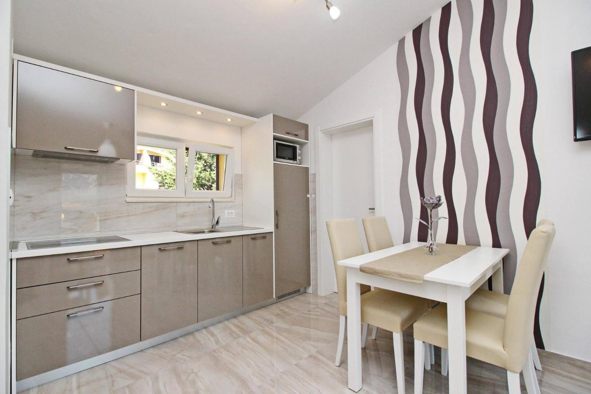 Sunshine Residence Baska Экстерьер фото