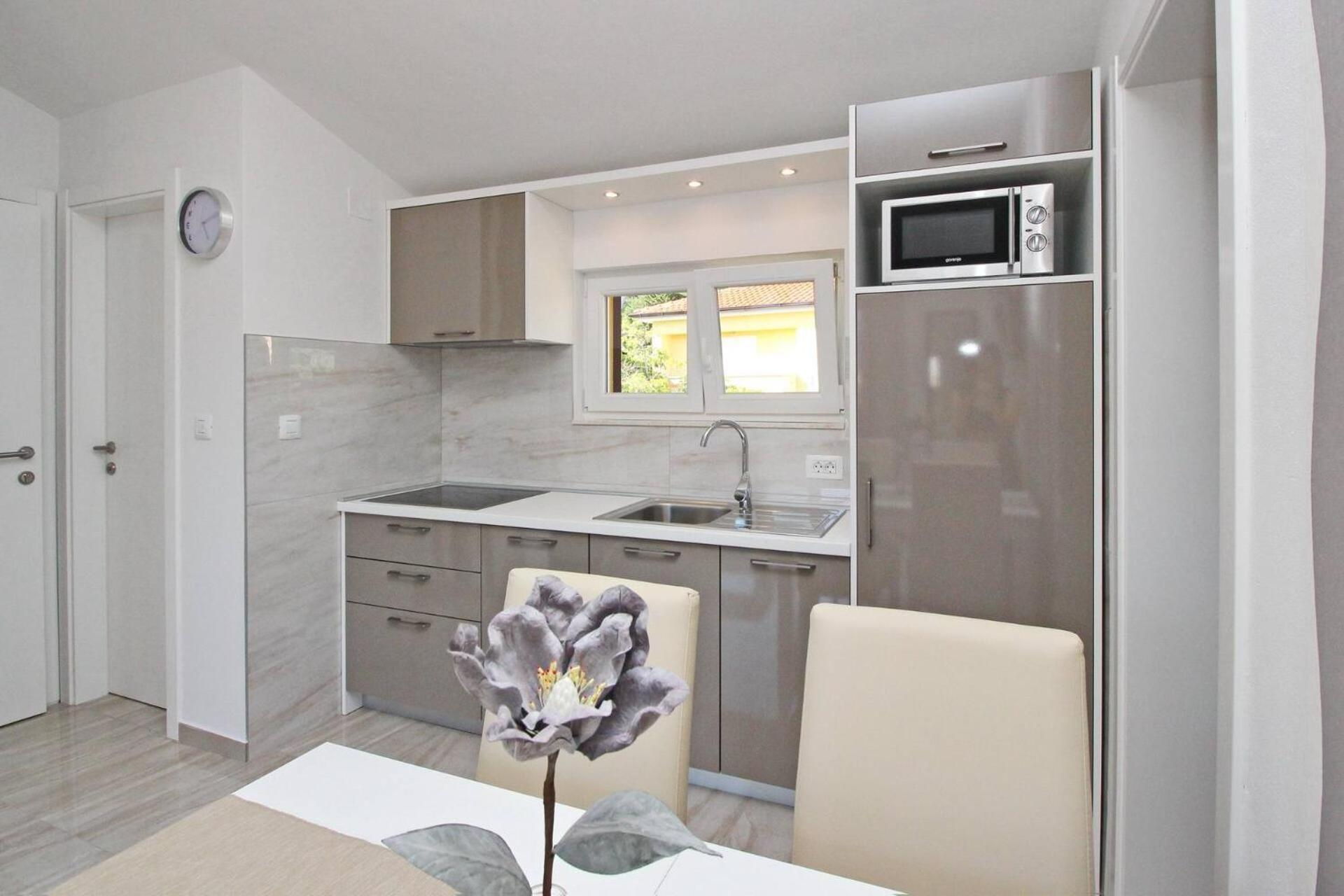 Sunshine Residence Baska Экстерьер фото