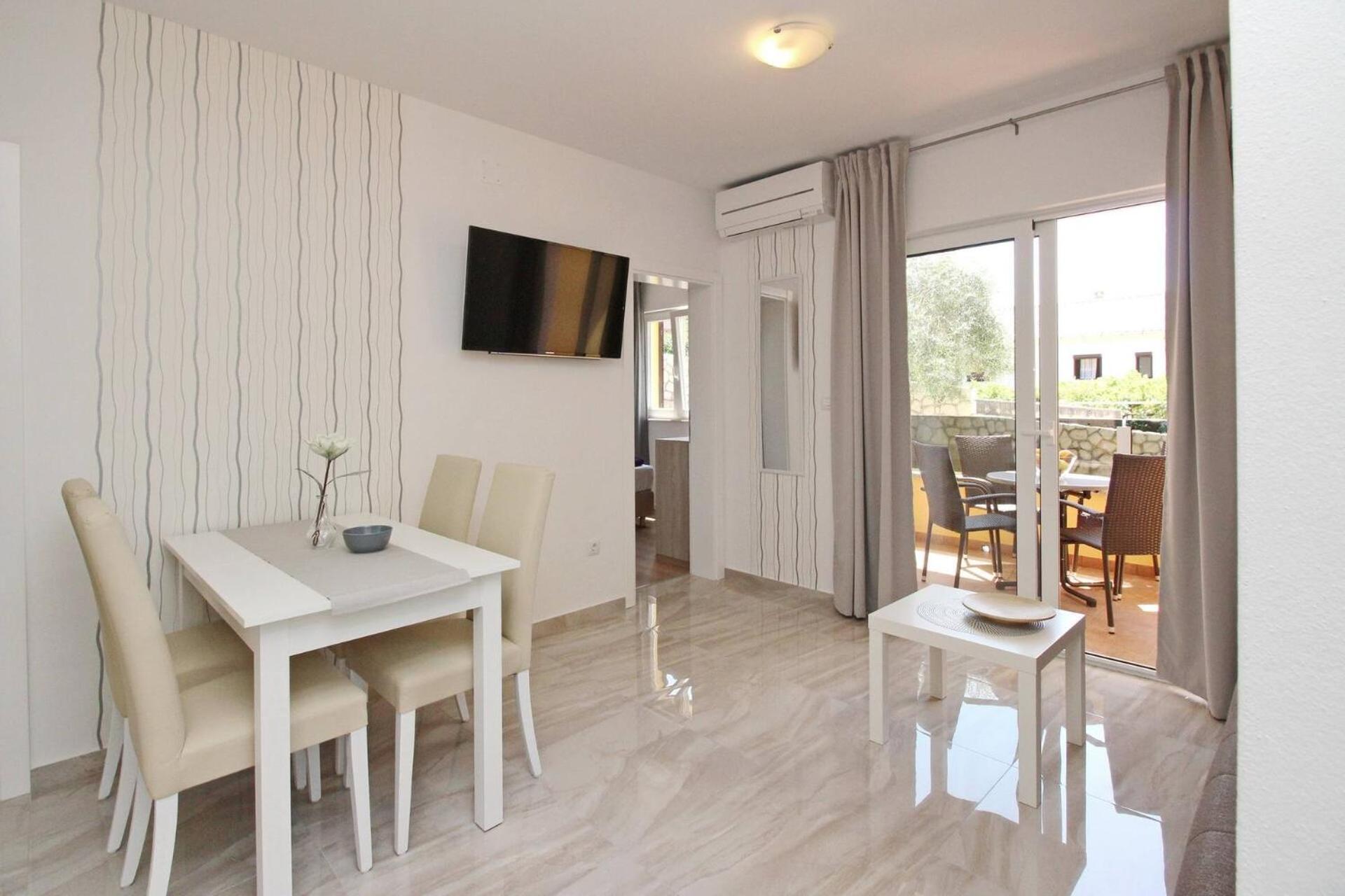 Sunshine Residence Baska Экстерьер фото
